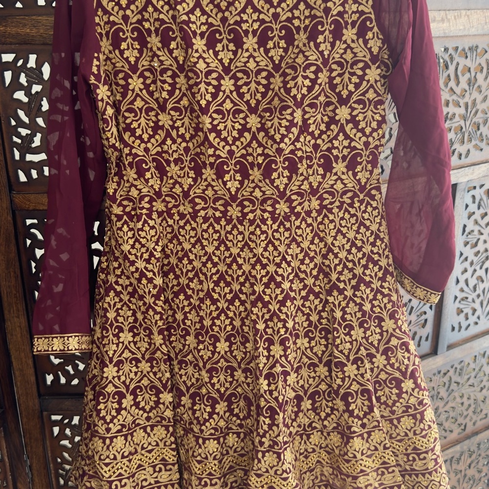 Brand New Designer Heavy Embroidered Maroon And Gold Aditi Rao Hayadari Lehenga View 5